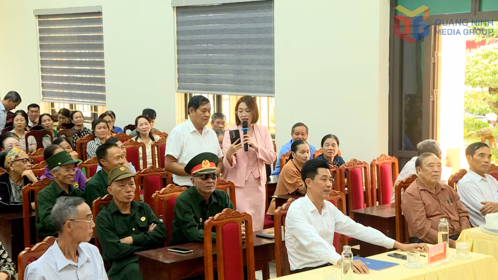 Hội nghị tuyên truyền, phổ biến pháp luật về an toàn mạng xã hội tại phường Liên Hòa, hưởng ứng Ngày Pháp luật Việt Nam năm 2025.