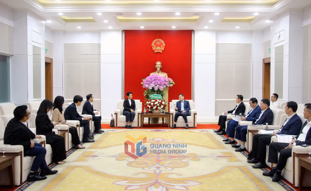 Quang cảnh buổi tiếp xã giao.