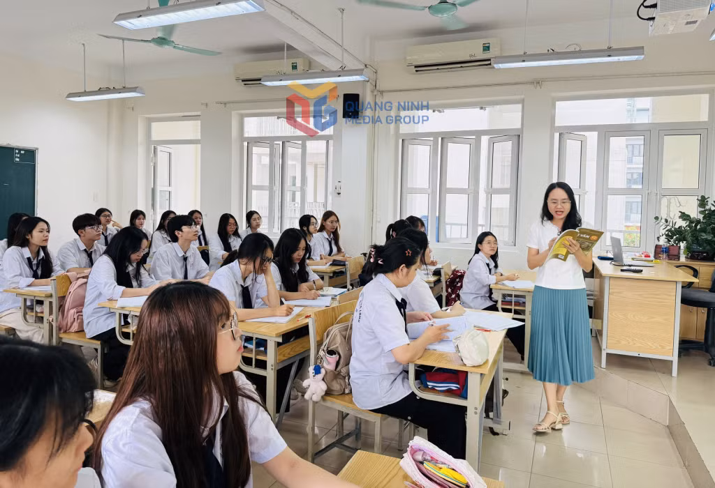 Học sinh đạt giải và giáo viên trực tiếp bồi dưỡng học sinh giỏi được hưởng hỗ trợ từ Nghị quyết 63 của HĐND tỉnh.