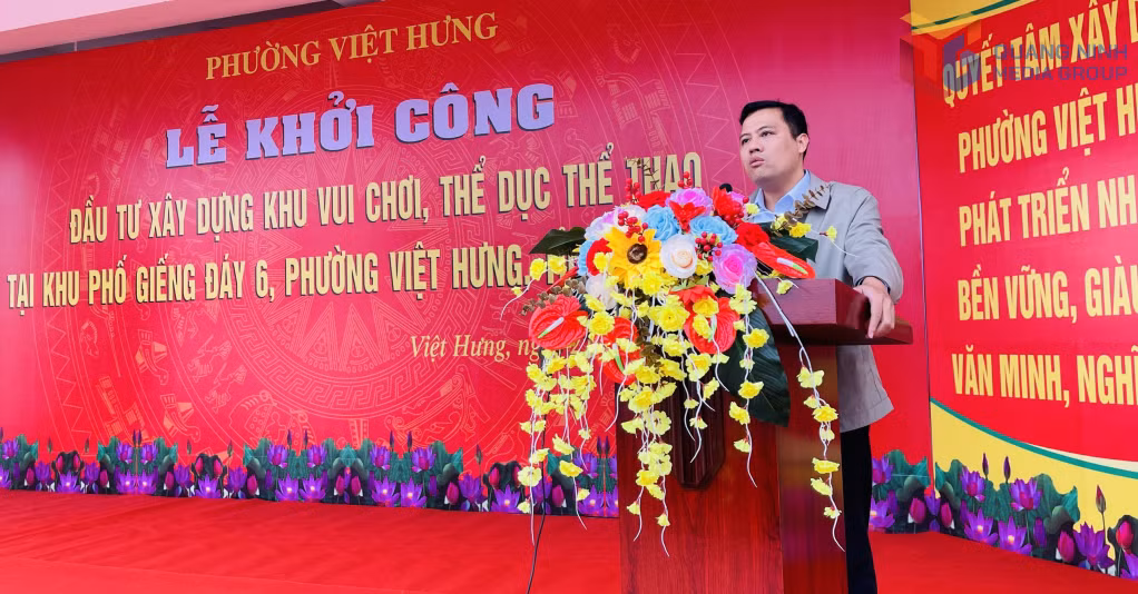 Chủ tịch UBND phường Việt Hưng Nhữ Đình Tùng đề nghị: nhà thầu máy móc, nhân lực tập trung thi công; Nhân dân tăng cường giám sát tiến độ, chất lượng công trình; quyết tâm đưa công trình vào sử dụng từ 1/1/2026.