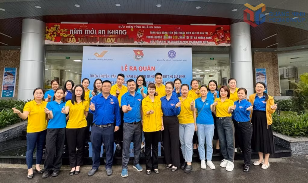 Chi đoàn Thanh niên Cơ quan BHXH tỉnh phối hợp với Đoàn Thanh niên Bưu điện tỉnh ra quân tuyên truyền phát triển người tham gia BHXH tự nguyện, BHYT hộ gia đình.