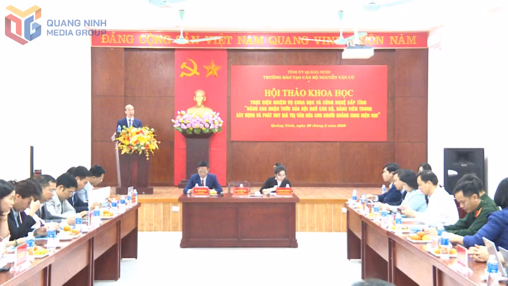 Quang cảnh hội thảo.