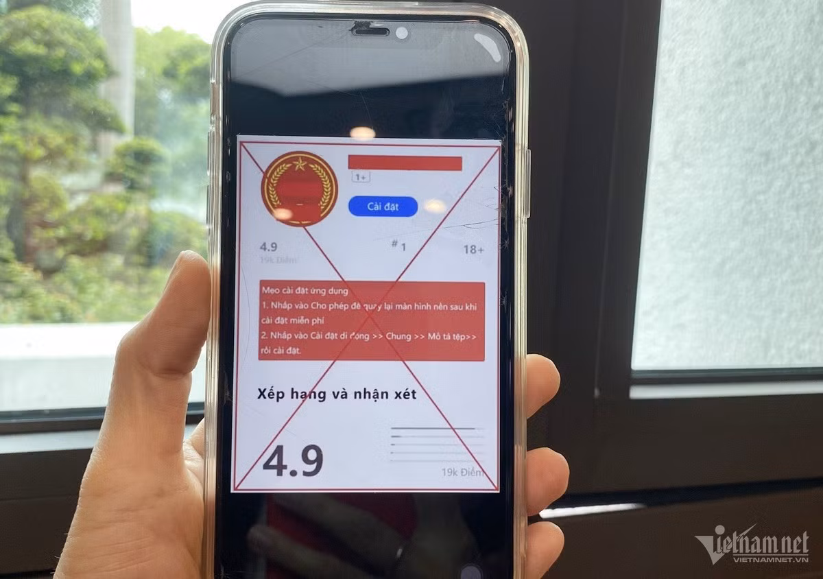 Giả mạo cơ quan chức năng để lừa người dùng cài đặt ứng dụng Android độc hại là hình thức lừa đảo phổ biến nhắm vào người dùng Việt thời gian qua. Ảnh minh họa: N.H