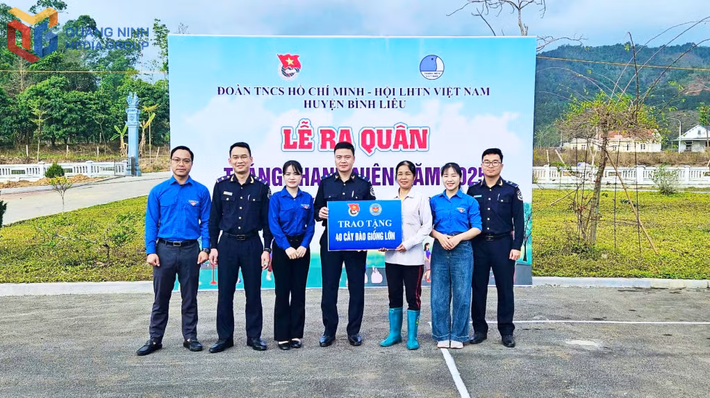 Huyện Đoàn Bình Liêu tổ chức lễ ra quân Tháng Thanh niên năm 2025. Ảnh: Đơn vị cung cấp