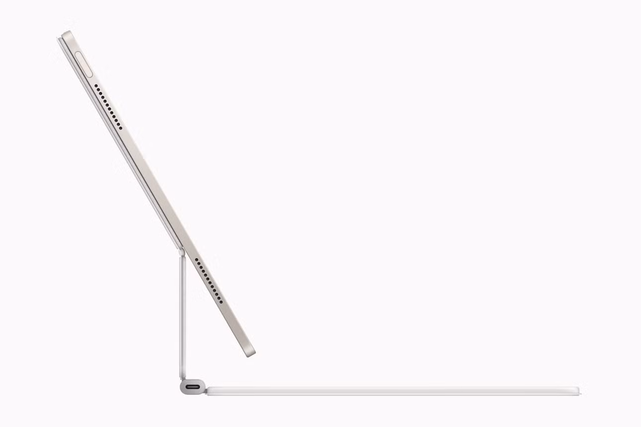 Thiết kế "lơ lửng" như phiên bản dành cho iPad Pro.