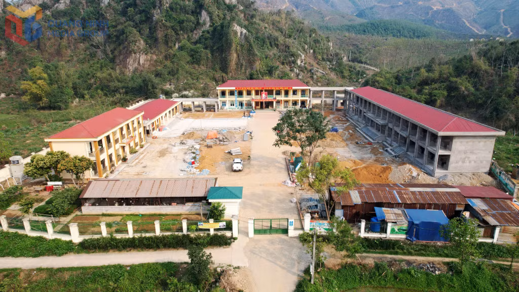 Thành phố Hạ Long gấp rút hoàn thành dự án xây dựng bổ sung phòng học và các hạng mục phụ trợ Trường Tiểu học Sơn Dương 