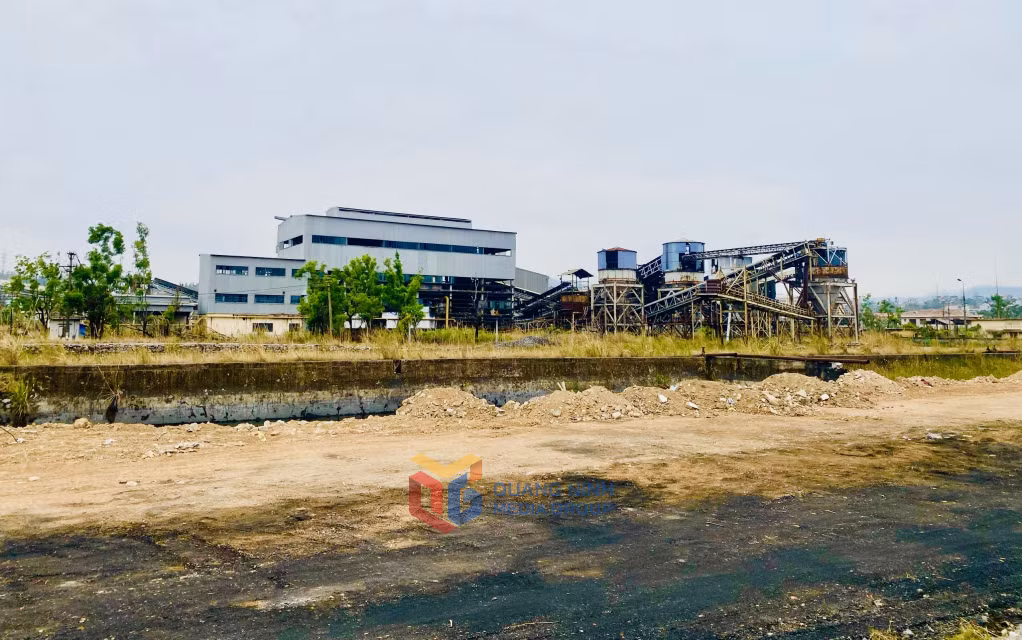 Dự án đầu tư xây dựng hạ tầng kỹ thuật khu Bệnh viện Đa khoa tỉnh và các cơ sở y tế - giáo dục chất lượng cao tại khu vực Nam Cầu Trắng đang vướng mặt bằng thi công.