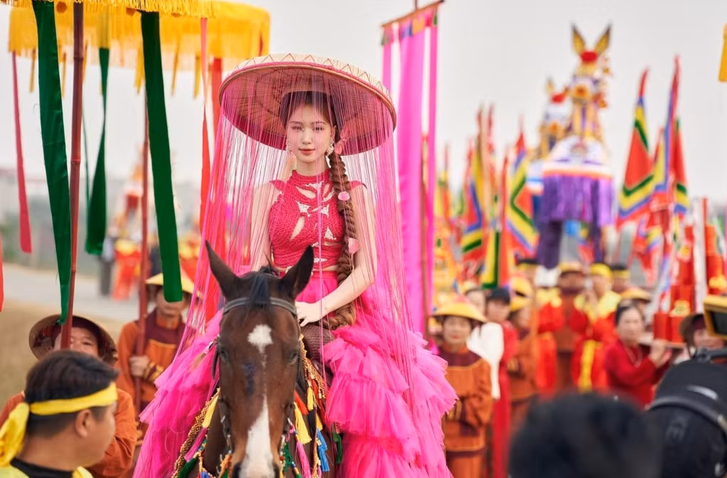 Hòa Minzy có sự đầu tư lớn cho MV Bắc Bling và cô đang nhận được thành quả từ sự "chịu chơi" đó. Ảnh: NVCC.