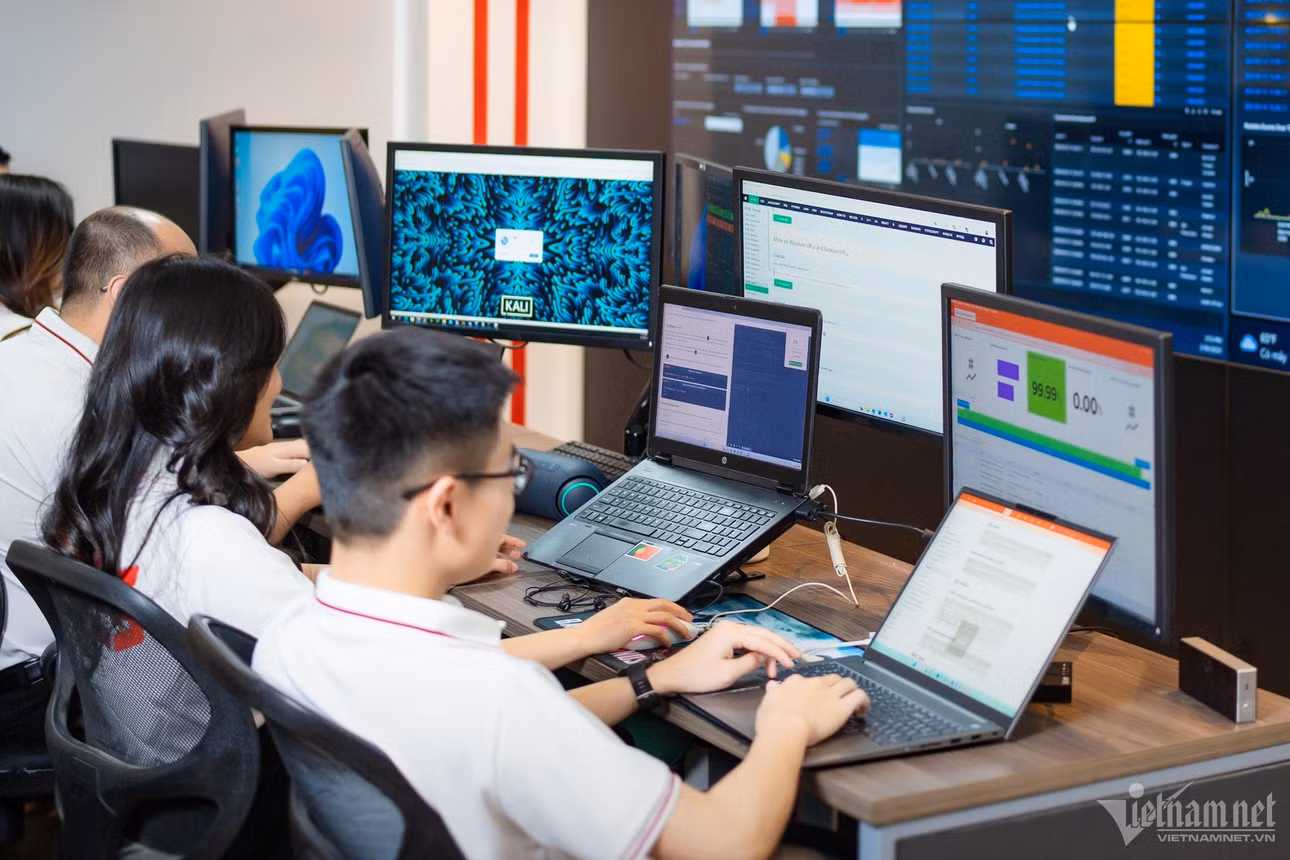 Tăng cường đầu tư các công nghệ bảo mật tiên tiến là một trong những việc các cơ quan, tổ chức cần chú trọng để bảo vệ tốt hệ thống, theo khuyến nghị của các chuyên gia. Ảnh minh họa: N.L