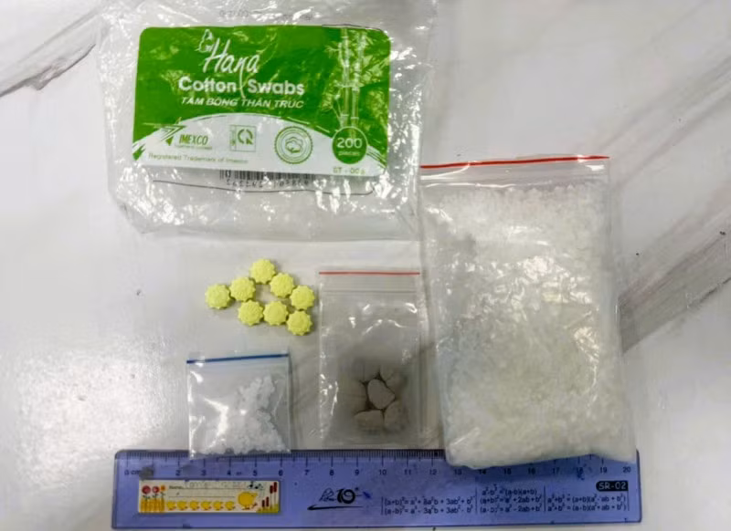 Công an Đà Nẵng thu giữ lượng lớn thuốc lắc, ketamine là tang vật vụ án. Ảnh: CACC