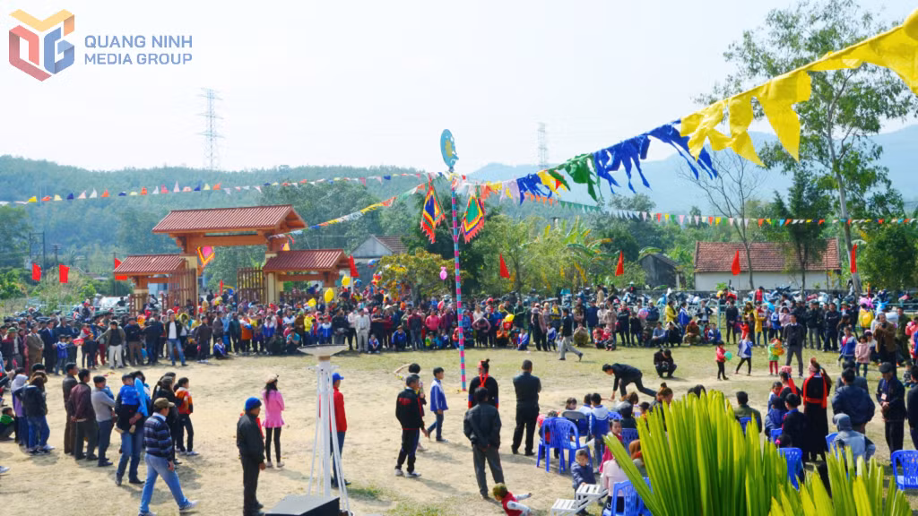 Lễ đầu năm là sự kiện lớn, nơi người Dao Thanh Y ở Quảng La cầu mong, gửi gắm ước vọng của cộng đồng.