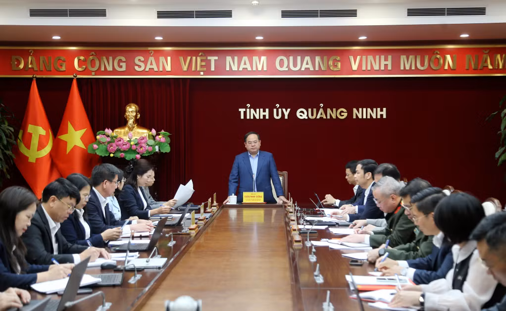 ồng chí Quản Minh Cường, Ủy viên Trung ương Đảng, Bí thư Tỉnh ủy, Trưởng Đoàn ĐBQH tỉnh làm việc với Sở Dân tộc và Tôn giáo