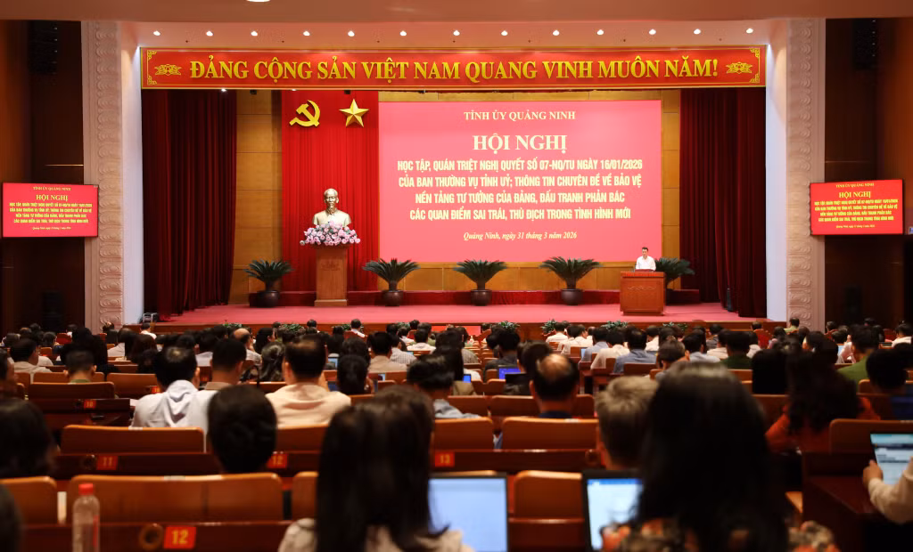 Quang cảnh hội nghị.