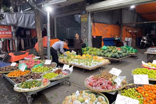 Hộ kinh doanh có doanh thu dưới 500 triệu đồng/năm không bắt buộc áp dụng hóa đơn điện tử. Ảnh: Thanh Bình