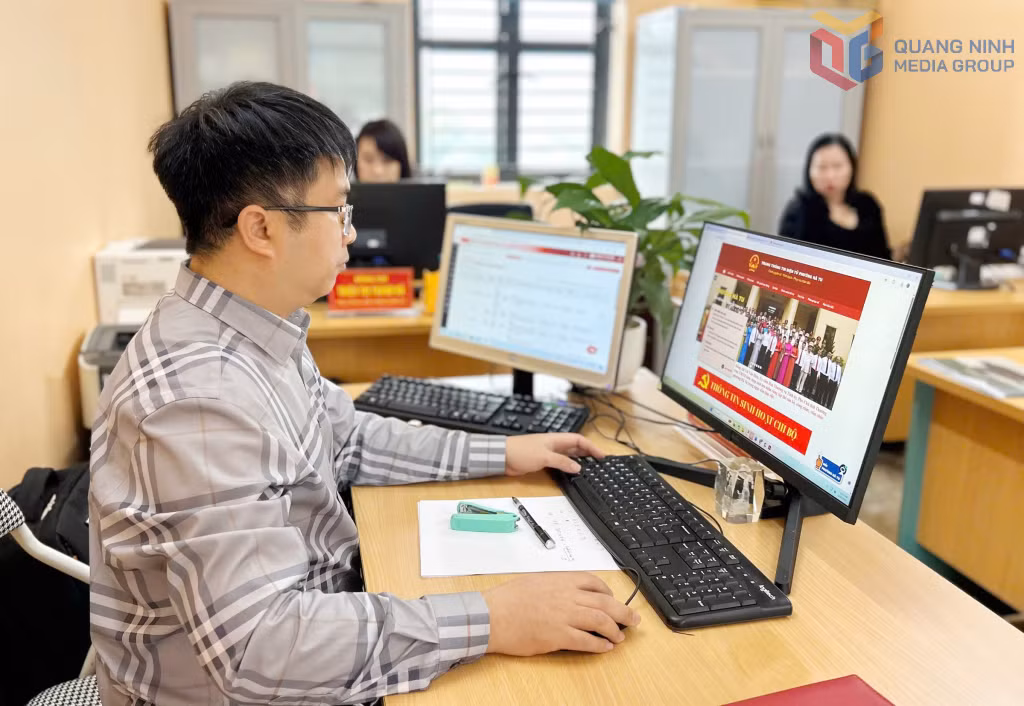 Hà Tu là một trong những phường đi đầu của tỉnh trong xây dựng và vận hành trang thông tin điện tử riêng của địa phương.