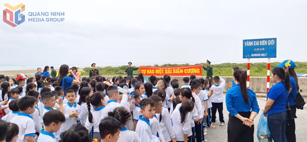 Chi đoàn Đồn BP Trà Cổ phối hợp tổ chức Chi đoàn Đồn BP Trà Cổ phối hợp tổ chức 