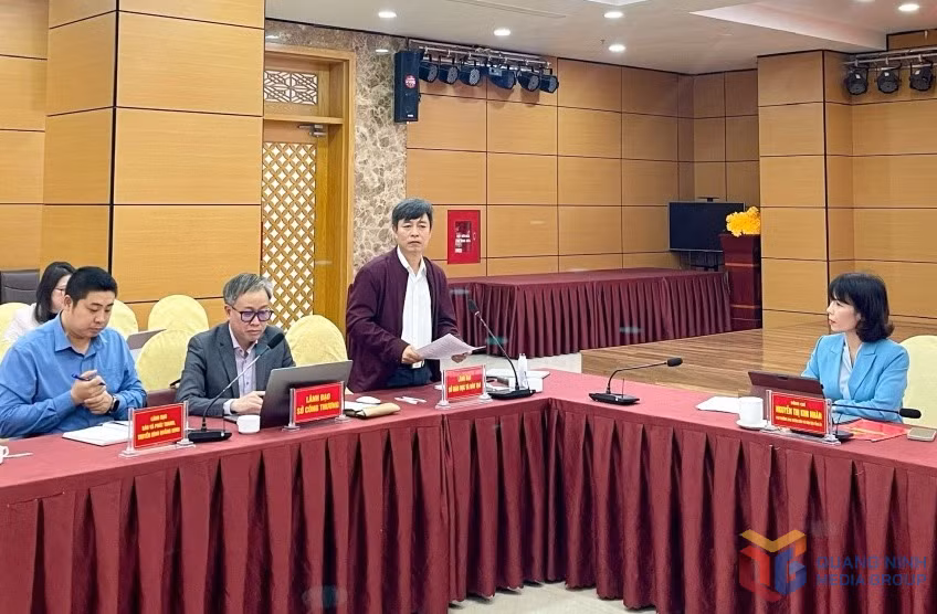 Đại diện Sở GD&amp;ĐT thông tin về công tác triển khai thực hiện quy định chính sách hỗ trợ sữa uống tại trường cho trẻ em mầm non, học sinh tiểu học đang học tại các cơ sở giáo dục trên địa bàn tỉnh Quảng Ninh giai đoạn 2025-2030.