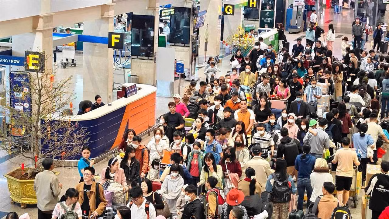 Sân bay Tân Sơn Nhất dự kiến đón đông hành khách trong kỳ nghỉ dài nhất năm ở Việt Nam. Ảnh: Anh Tú