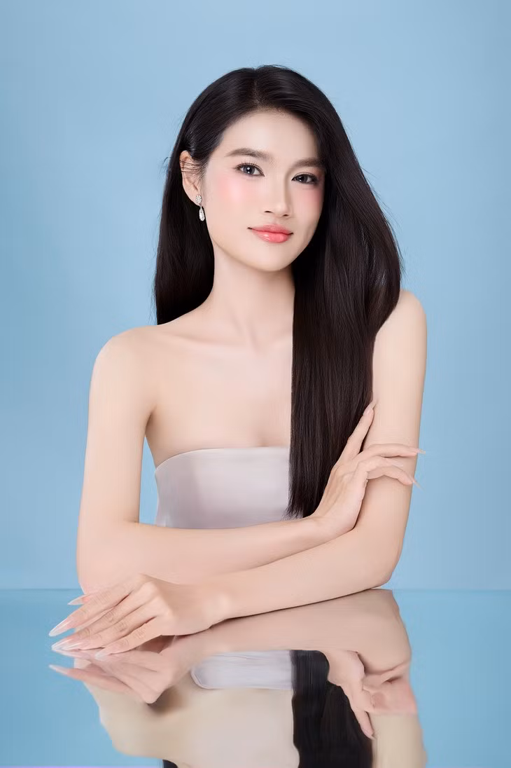 Người đẹp Bùi Nguyễn Anh Thư