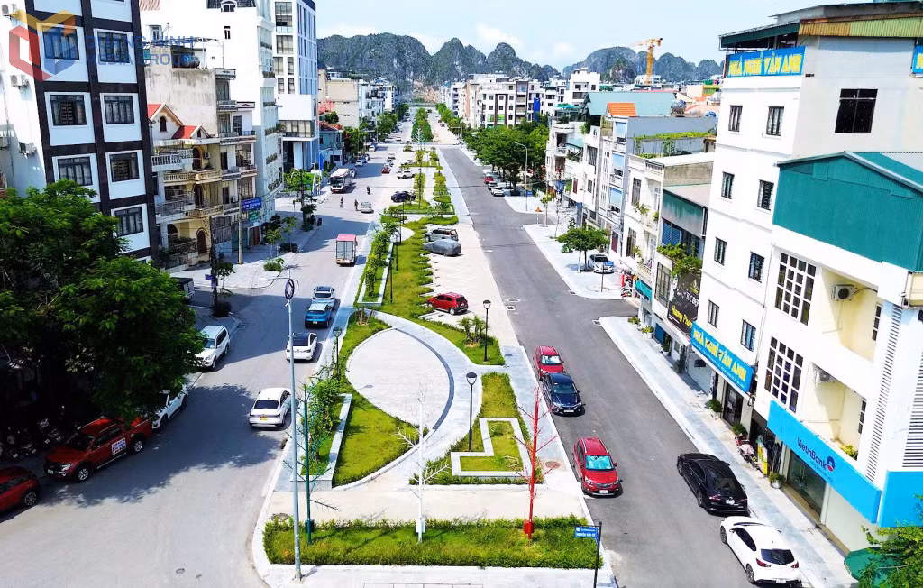 Tuyến phố Hải Phúc (phường Hạ Long) được chỉnh trang đồng bộ, văn minh, hiện đại, góp phần nâng cao chất lượng sống của nhân dân.