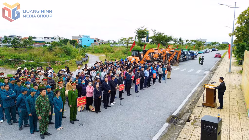 Phường Hoành Bồ triển khai chiến dịch “100 ngày đêm nâng cao chất lượng đô thị, khu dân cư trên địa bàn".