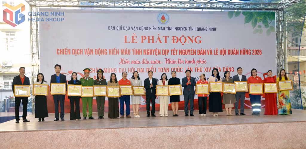 Các tập thể có thành tích xuất sắc được UBND tỉnh tặng Bằng khen trong thực hiện Chỉ thị số 14/CT-UBND ngày 17/12/2020 của UBND tỉnh về tăng cường công tác vận động hiến máu tình nguyện giai đoạn 2021-2025.