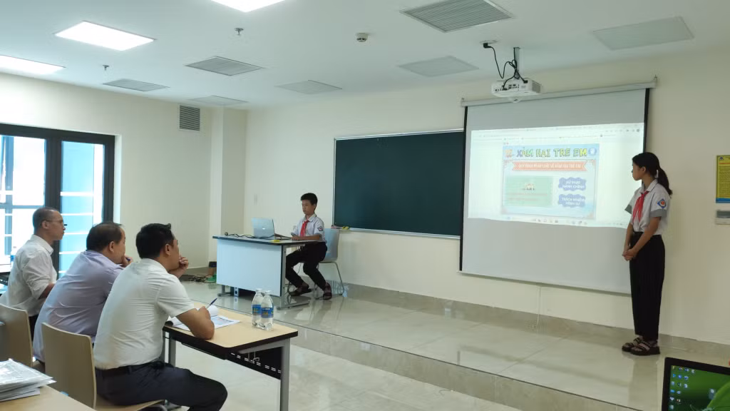 Tỉnh Đoàn phối hợp với Sở GD&amp;ĐT, Trường Đại học Hạ Long tổ chức Hội thi Tin học trẻ tỉnh Quảng Ninh lần thứ XXIV, năm 2023. Ảnh: Tỉnh Đoàn cung cấp.