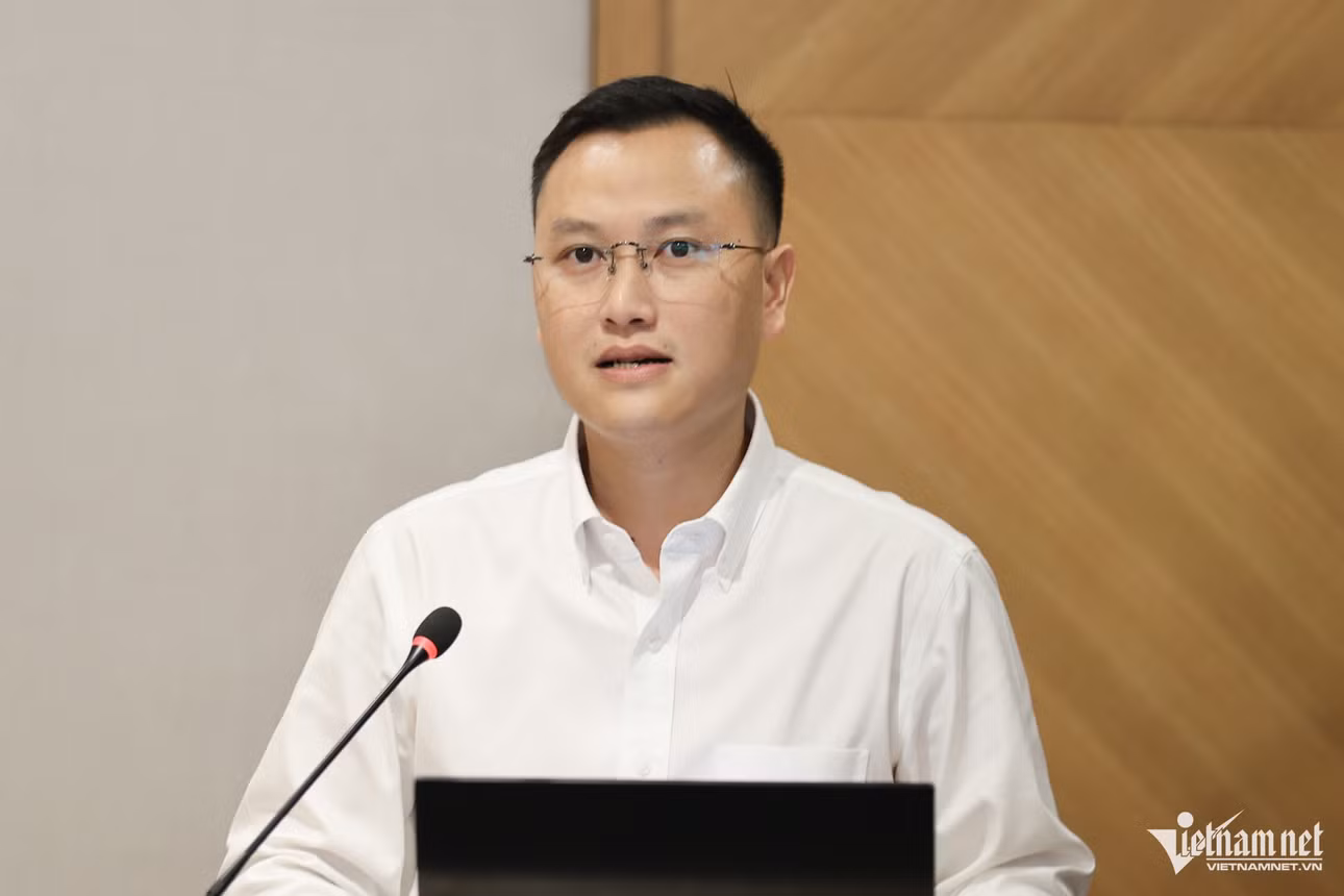 Ông Nguyễn Anh Cương, Phó Cục trưởng Cục Viễn thông, Bộ KH&amp;CN đã tham mưu và trình Thủ tướng Chính phủ ban hành 11 nhóm công nghệ chiến lược trong đó có vệ tinh tầm thấp.