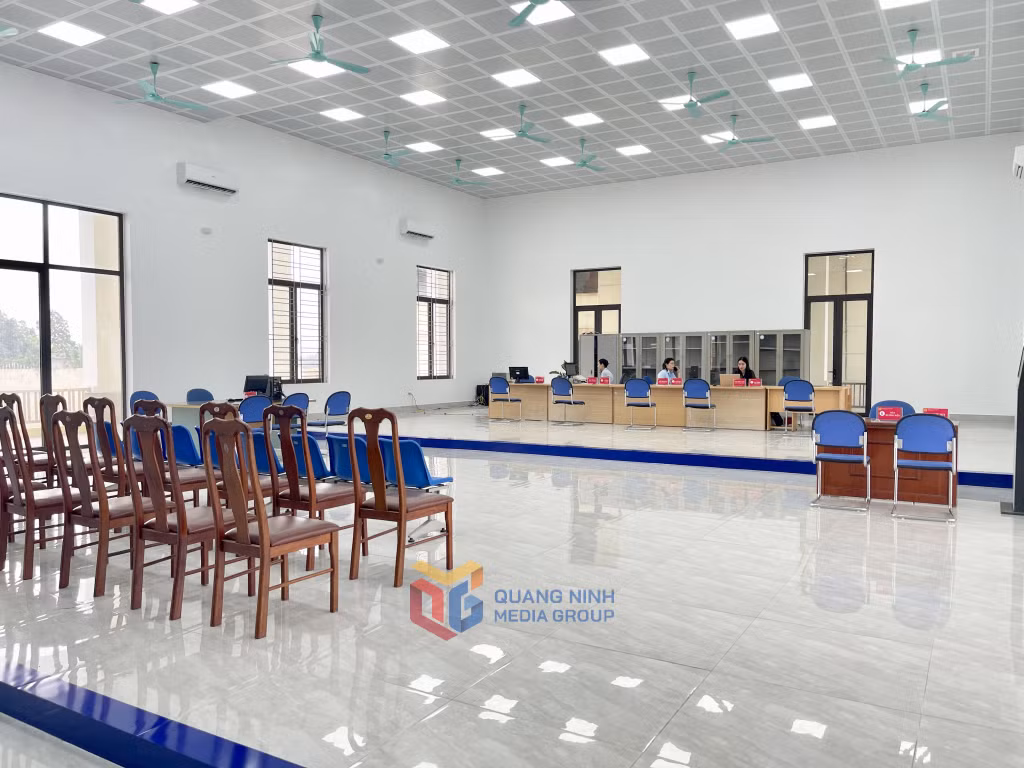 TTHCC phường Hoàng Quế mới được trang bị đầy đủ cơ sở vật chất, thiết bị sẵn sàng phục vụ giải quyết TTHC cho người dân từ 1/7.