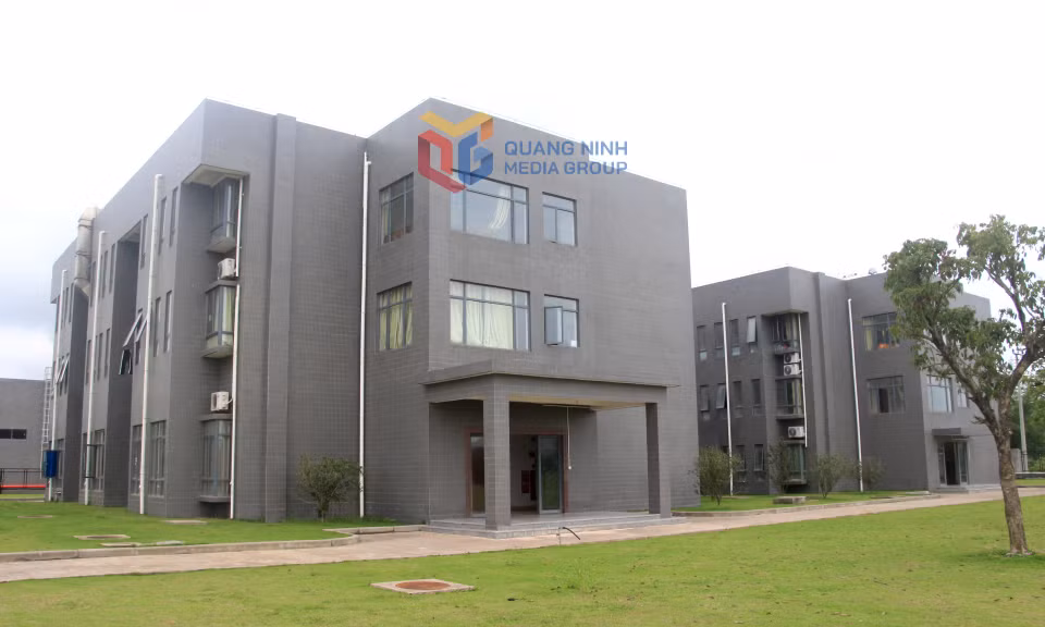 Khu nhà ở cho các chuyên gia nước ngoài trong KCN Hải Hà. Ảnh: Mạnh Trường