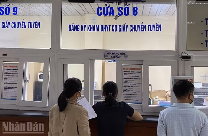 Từ 1/7, người tham gia bảo hiểm y tế 5 năm liên tục được hưởng nhiều quyền lợi. (Ảnh: ĐỖ THOA)