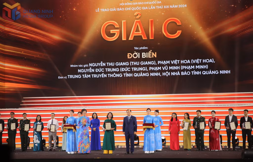 Tác phẩm “Đời biển” của nhóm tác giả: Nguyễn Thu Giang, Phạm Việt Hoa Nguyễn Đức Trung, Phạm Vũ Minh - Trung tâm Truyền thông tỉnh Quảng Ninh đạt giải C.