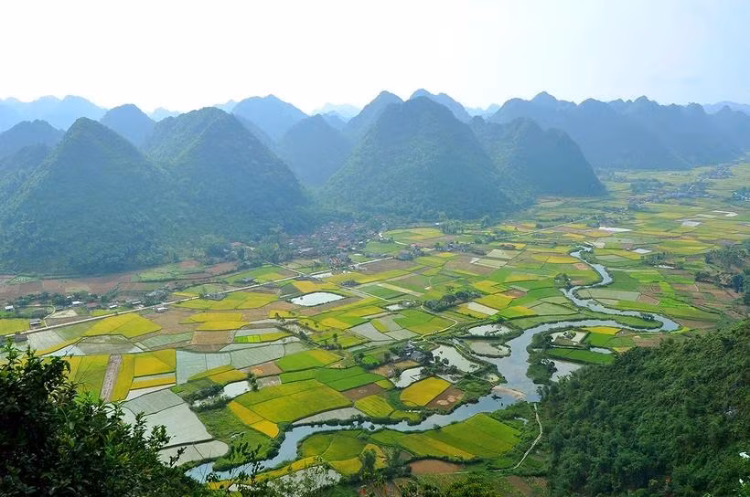 Thung lũng Bắc Sơn, tỉnh Lạng Sơn. (Ảnh: VŨ LINH)