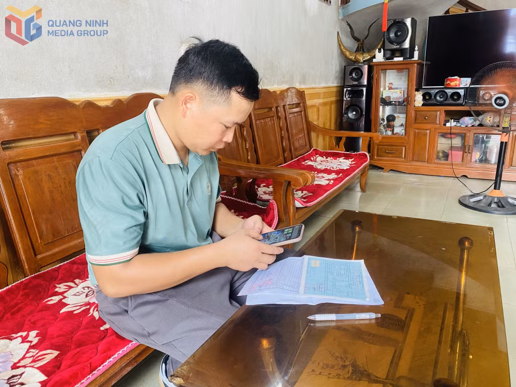 Hiện nay nhiều người dân đã sử dụng dịch vụ công trực tuyến toàn trình.
