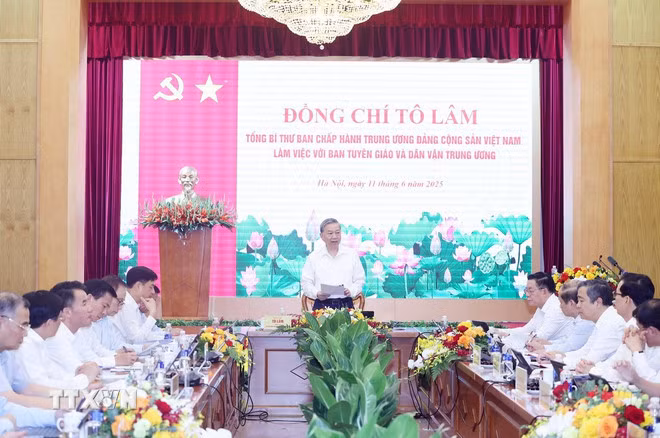 Tổng Bí thư Tô Lâm phát biểu chỉ đạo. (Ảnh: Thống Nhất/TTXVN)