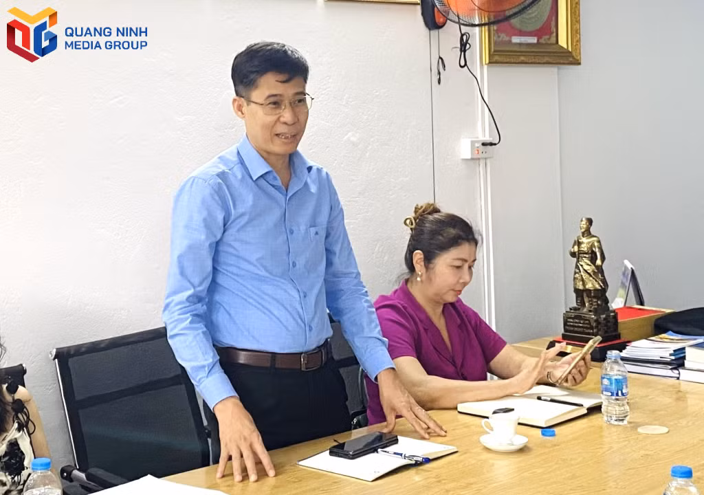 Đại diện khách sạn Sài Gòn-Hạ Long thông báo các gói kích cầu du lịch. 