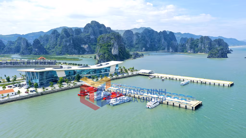 Bến cảng cao cấp Ao Tiên (6-2025). Ảnh: Mạnh Trường