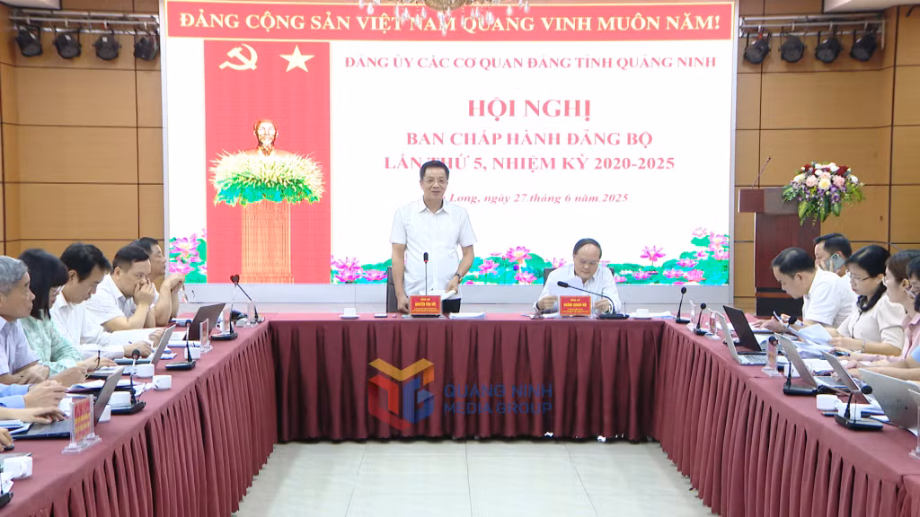 Quang cảnh hội nghị.