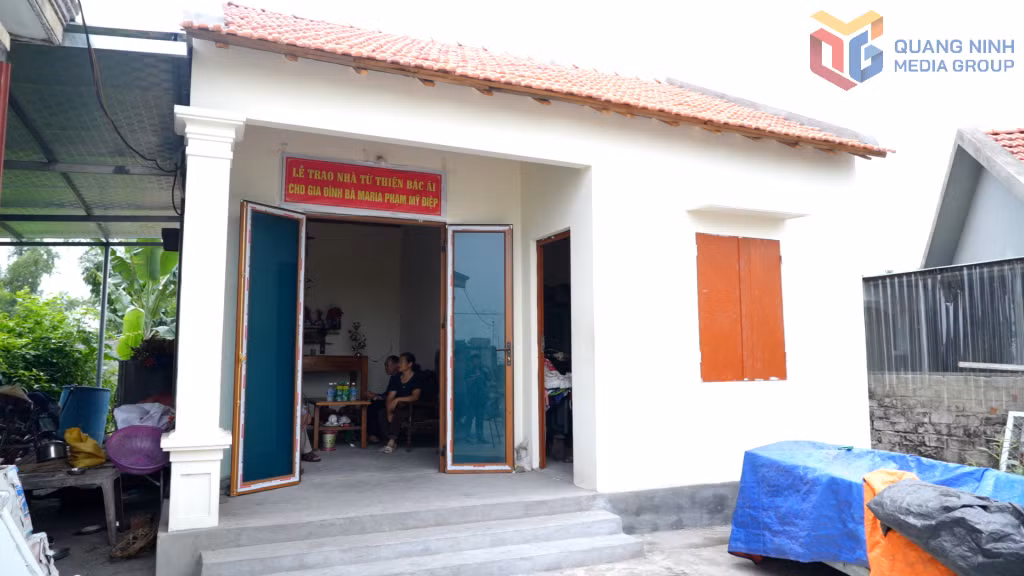 Ngôi nhà mới của gia đình bà Phạm Mỹ Điệp (thôn 9, xã Hiệp Hòa, TX Quảng Yên).