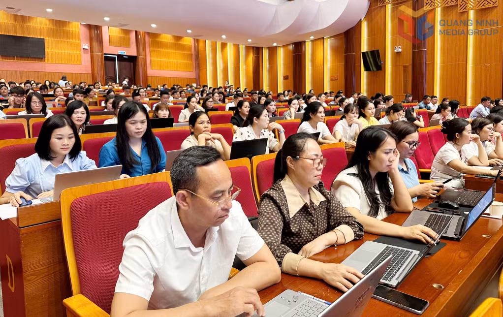 Các học viên tham gia tập huấn.