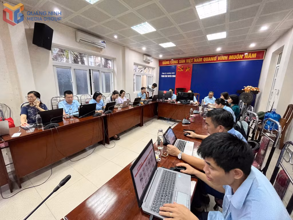 Trung tâm Truyền thông tỉnh huy động tối đa nhân lực biên tập, đăng tải kịp thời các tin, bài về cơn bão số 3.