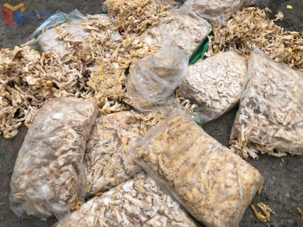 Tang vật vi phạm.
