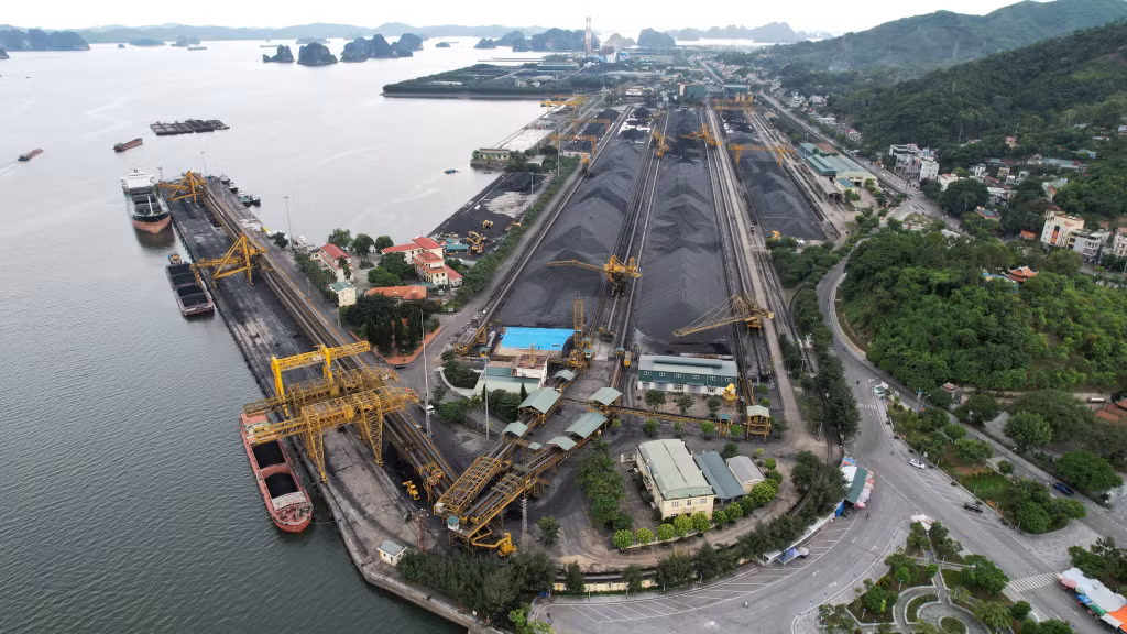 Để đảm bảo an ninh năng lượng quốc gia trung bình mỗi năm, TKV tiêu thụ 42-45 triệu tấn than.