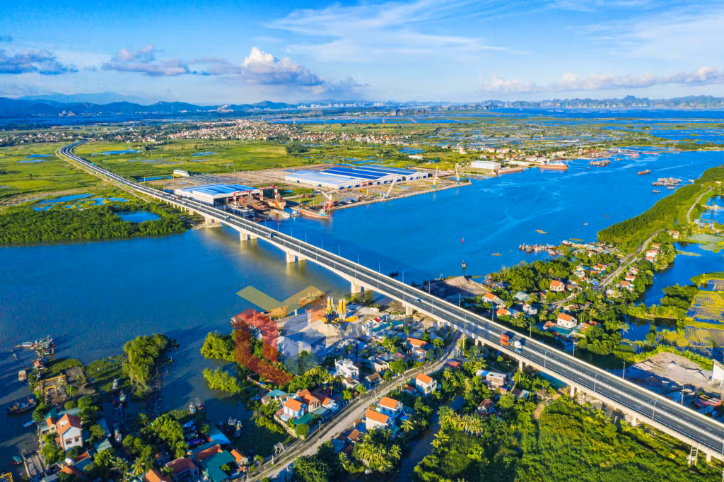 Cầu Sông Chanh. Ảnh: Dương Văn Toàn.