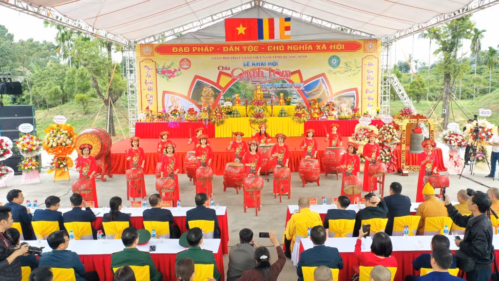 Khai hội chùa Quỳnh Lâm xuân 2023.