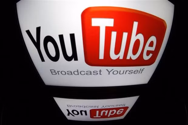 YouTube ngung viec lien tuc de xuat noi dung cho nguoi dung tuoi teen hinh anh 1