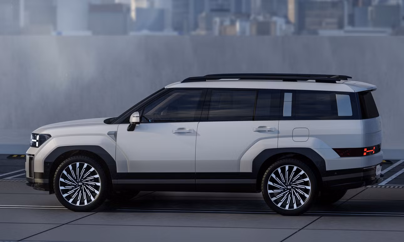 Phong cách SUV đậm nét.