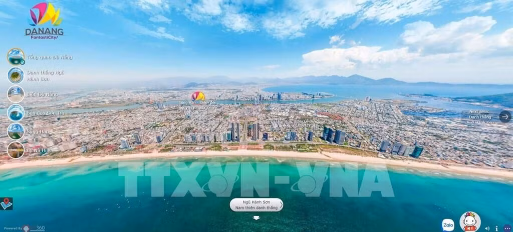 Khám phá Đà Nẵng qua hệ thống công nghệ thực tế ảo VR360. Ảnh: Lê Lâm/TTXVN