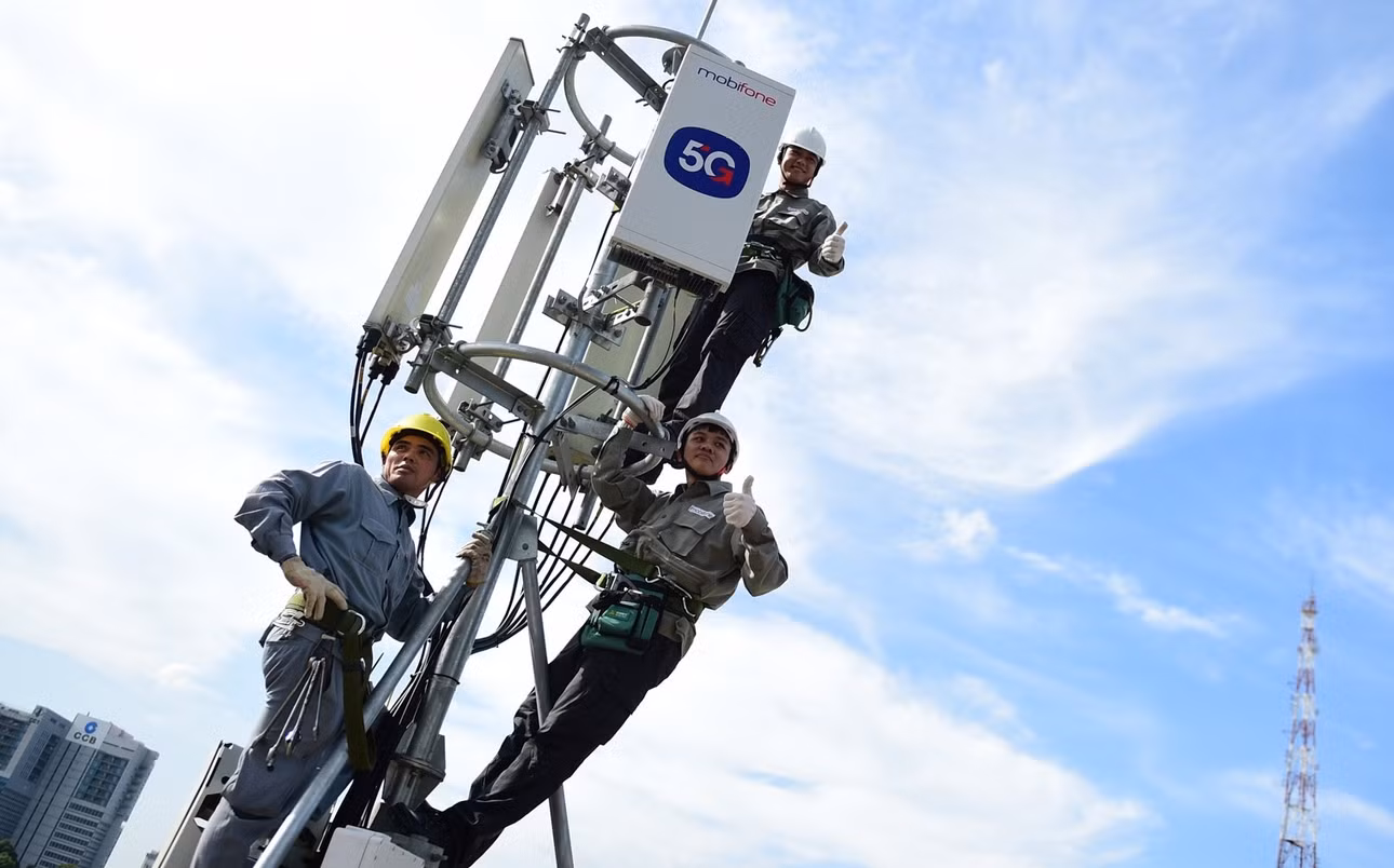 MobiFone đã tham gia đấu giá và trở thành nhà mạng giành được quyền sử dụng tần số vô tuyến điện với khối băng tần 3.800 - 3.900 MHz.