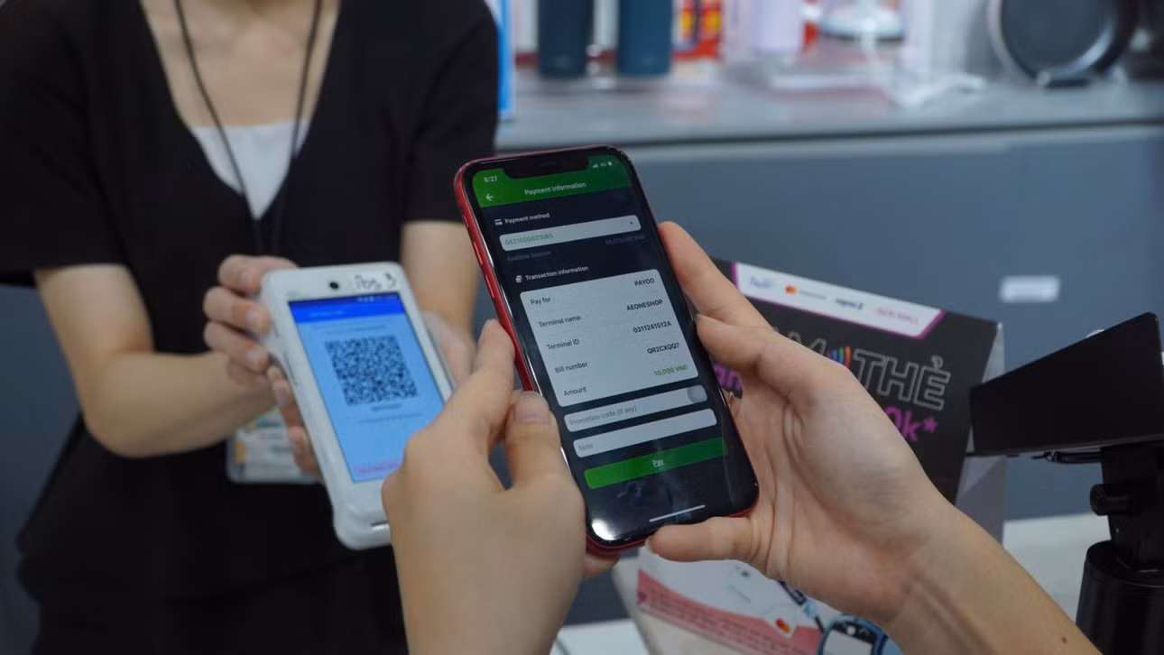 Các cửa hàng, doanh nghiệp dùng mã QR động để tránh bị kẻ xấu lợi dụng dán đè mã QR tự in ra.